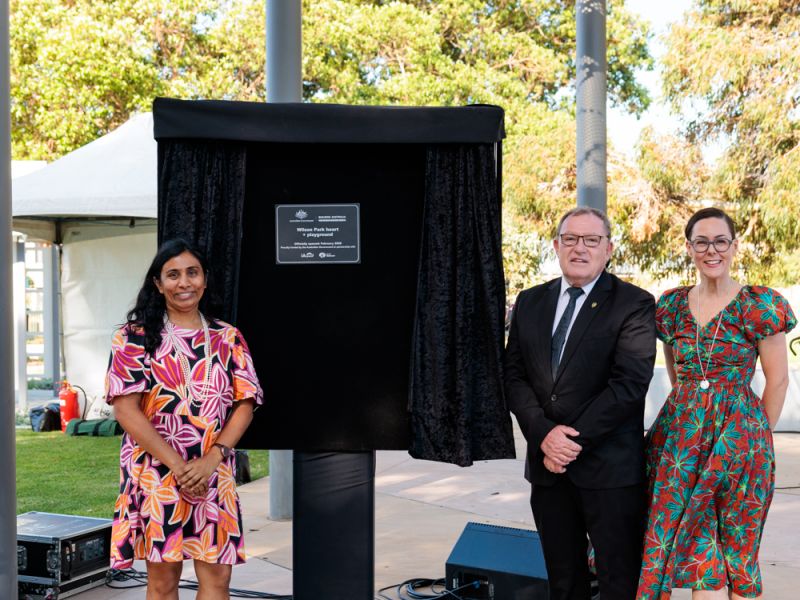 Ms Zaneta Mascarenhas MP, City of Belmont Mayor Robert Rossi and Ms Cassie Rowe MLA unveiling the Wilson Park Zone 2 plaque. 